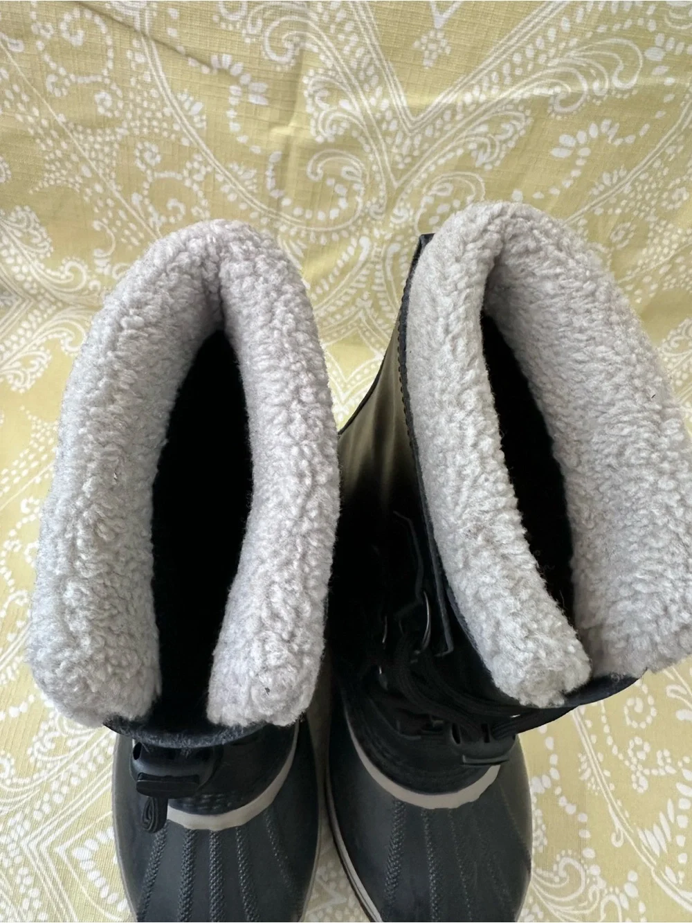 Sorel warm fleece